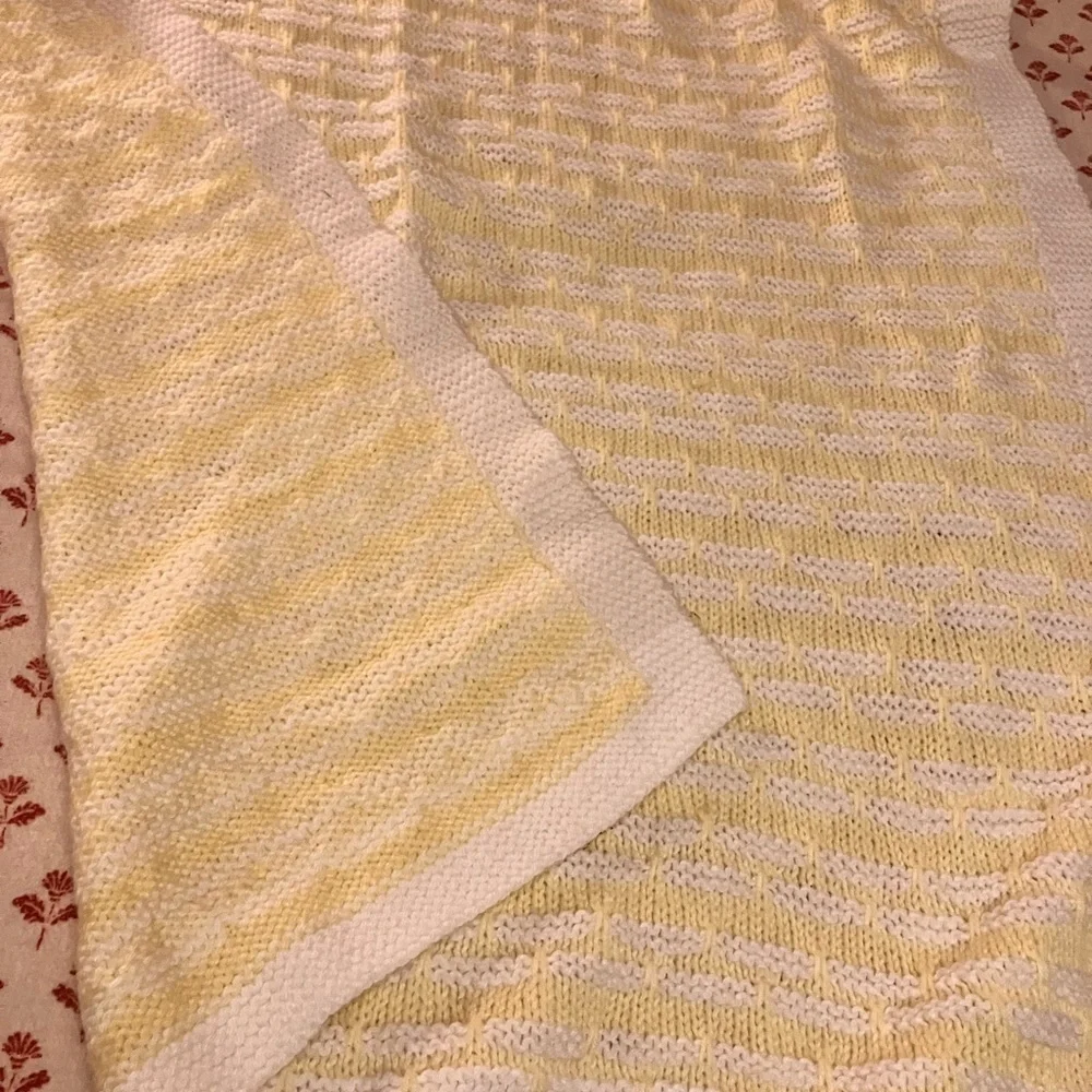 Hand knit pretty throw blanket / baby blanket lemon yellow and white wool blend